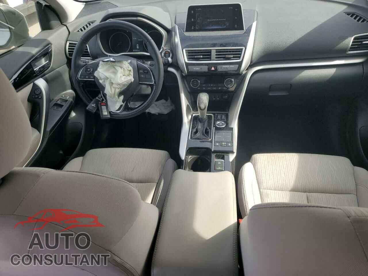 MITSUBISHI ECLIPSE 2018 - JA4AT5AA2JZ059266