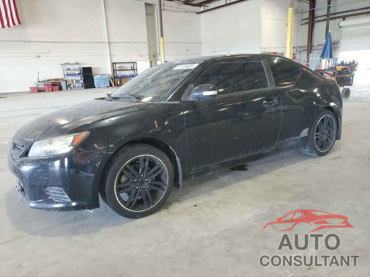 TOYOTA SCION 2013 - JTKJF5C75D3058143