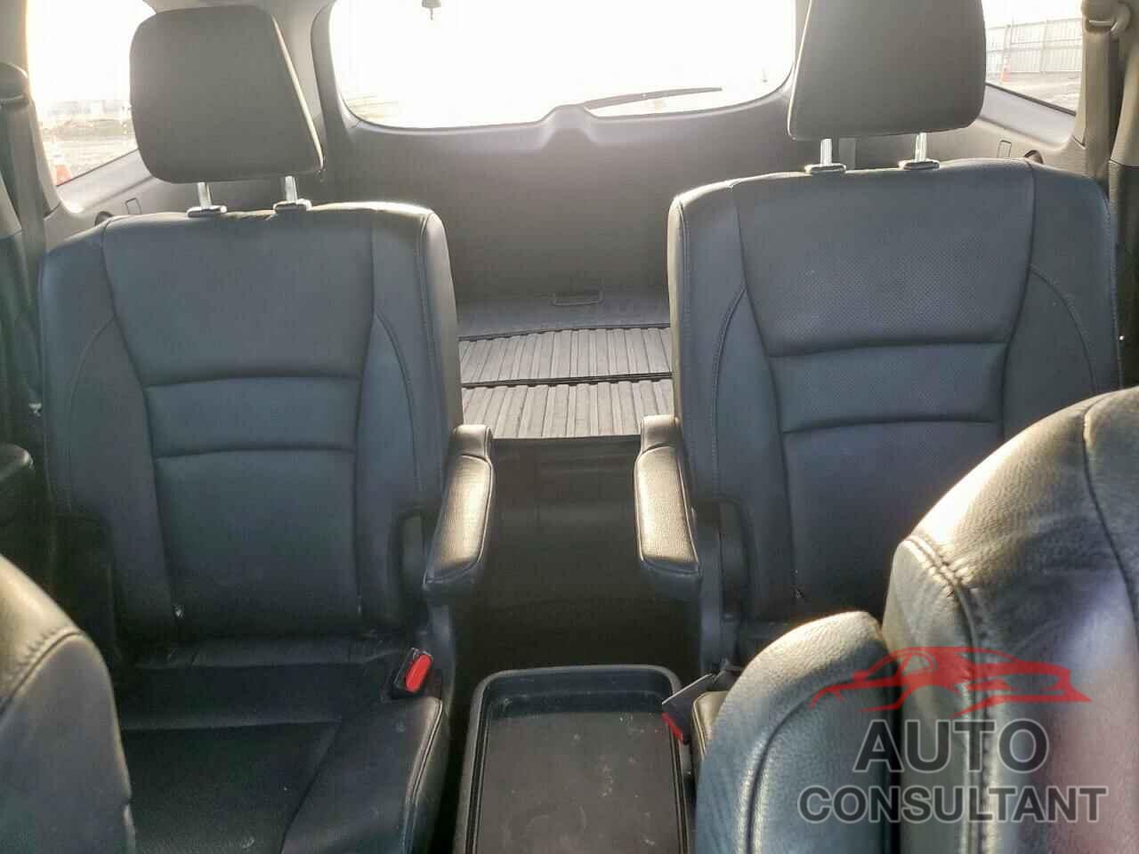 HONDA PILOT 2019 - 5FNYF6H08KB001006