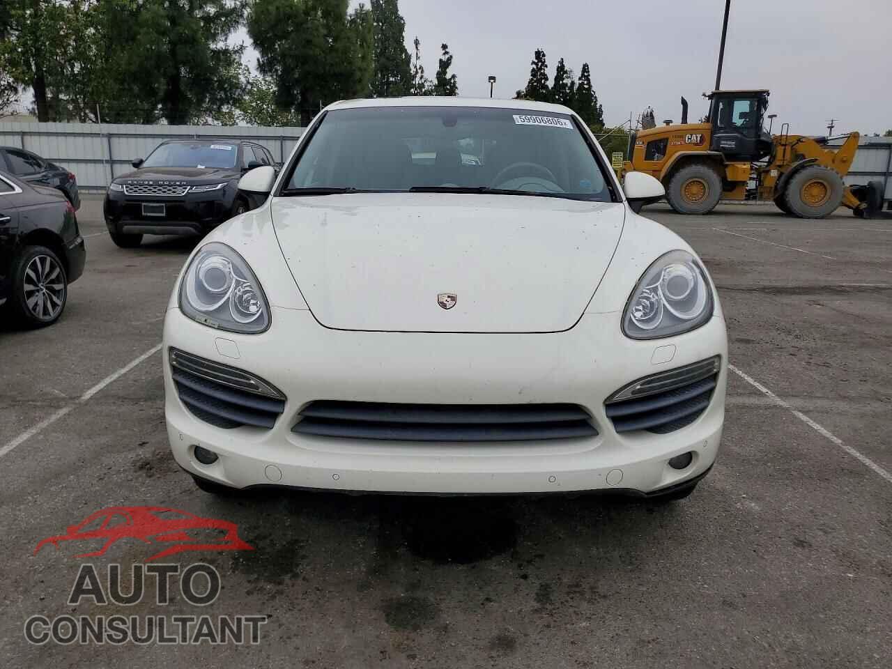 PORSCHE CAYENNE 2012 - WP1AB2A23CLA44277