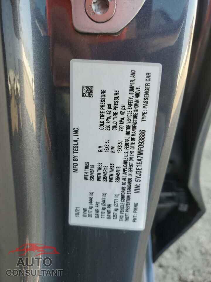TESLA MODEL 3 2021 - 5YJ3E1EA7MF093886
