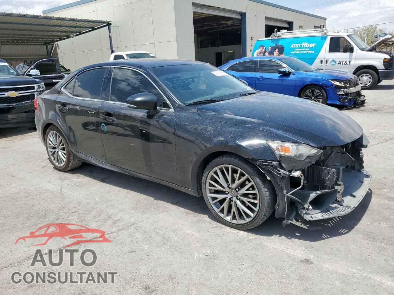 LEXUS IS 2014 - JTHBF1D23E5017117