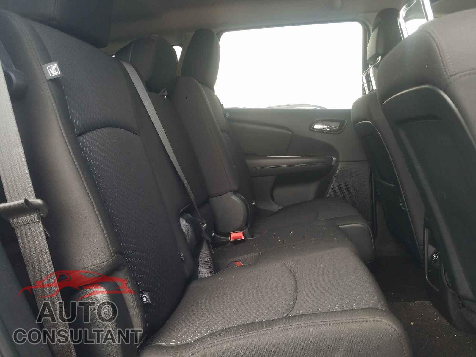 DODGE JOURNEY 2017 - 3C4PDCBG7HT648416
