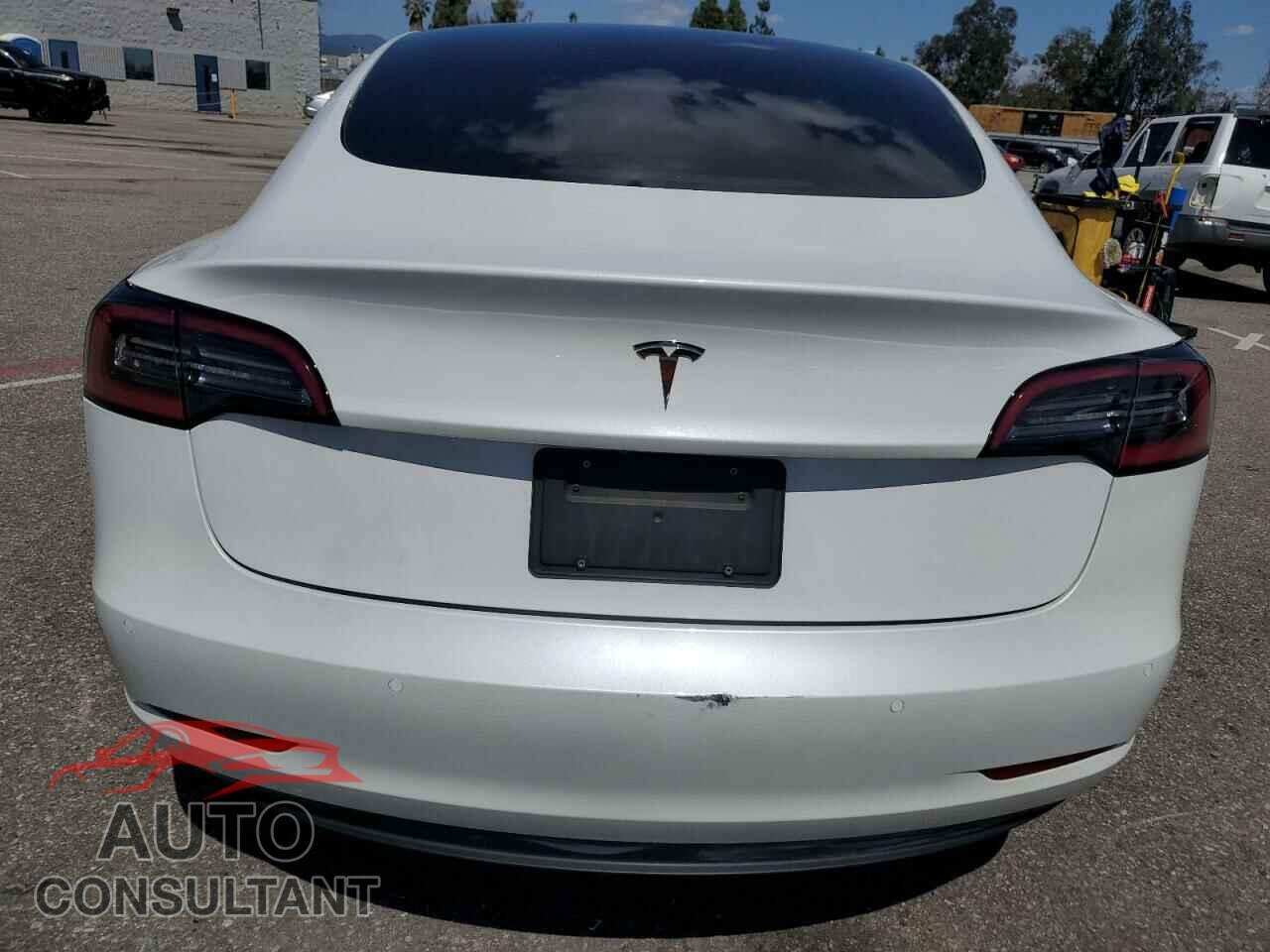 TESLA MODEL 3 2021 - 5YJ3E1EA8MF100246