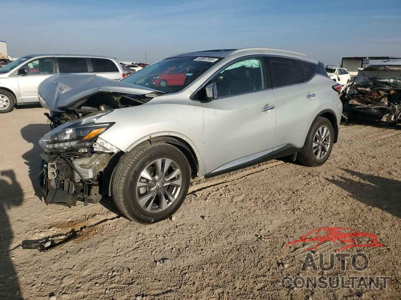 NISSAN MURANO 2018 - 5N1AZ2MG1JN184698