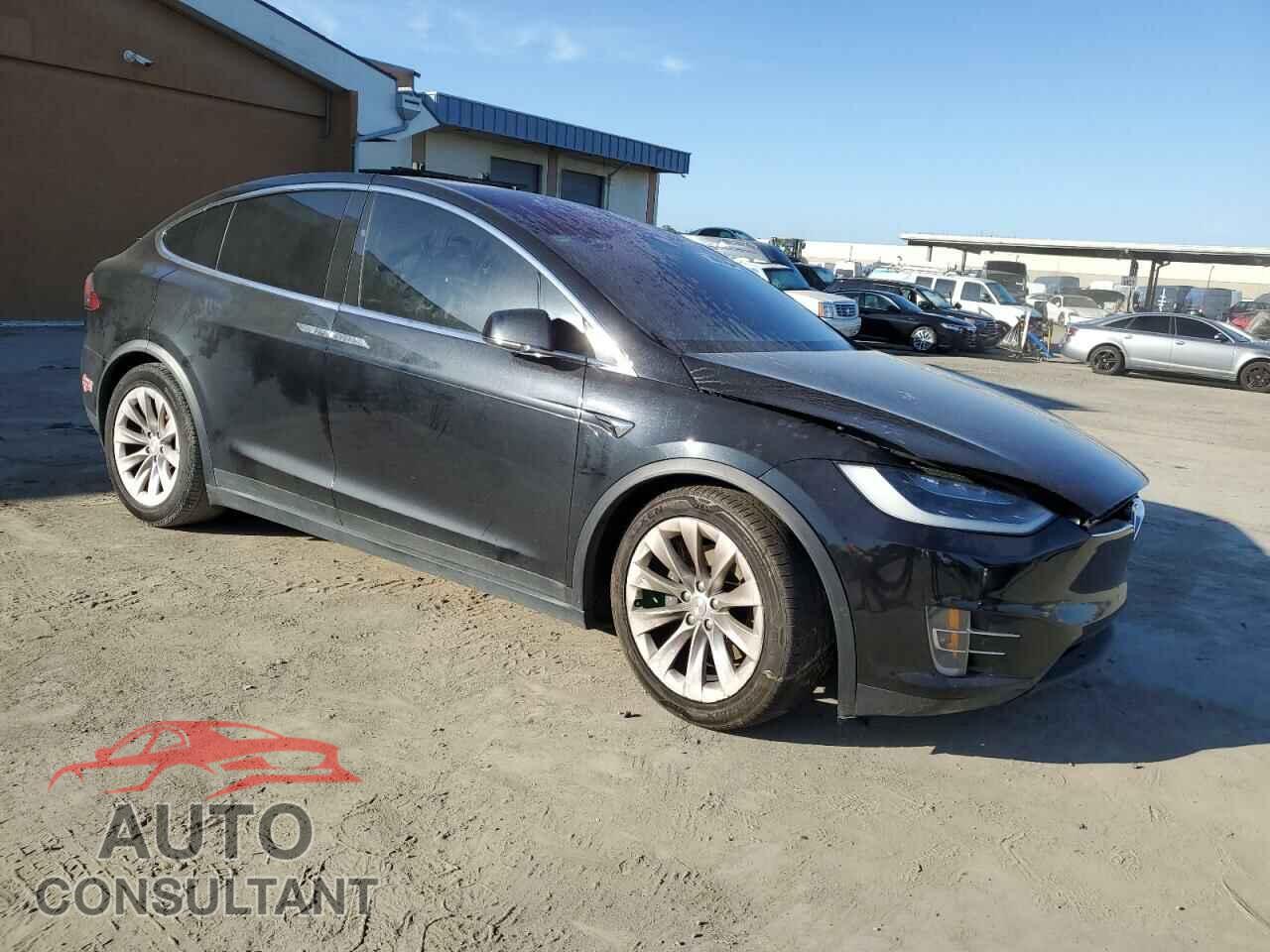TESLA MODEL X 2017 - 5YJXCDE27HF027331