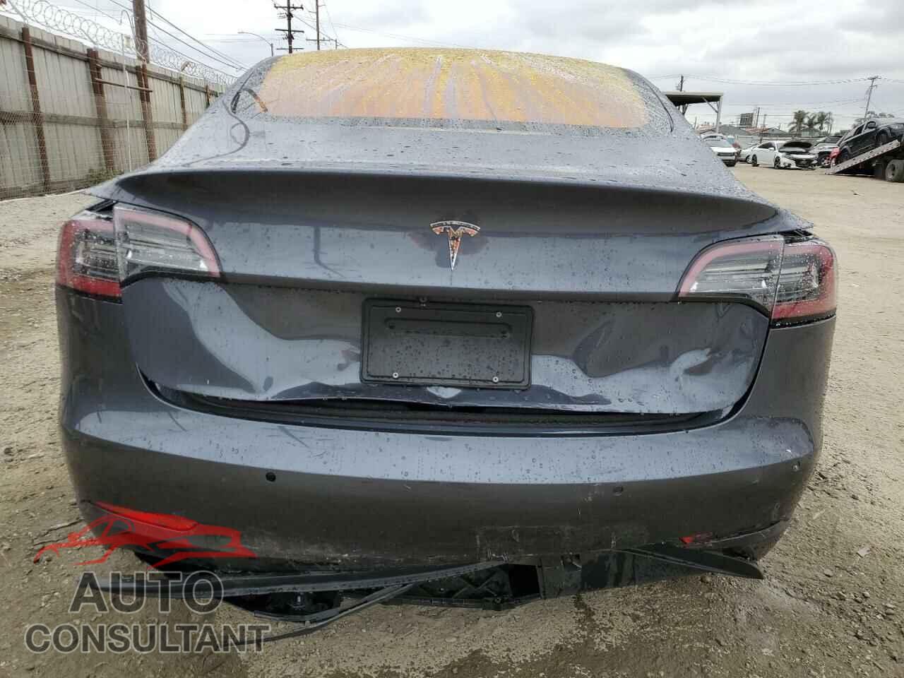TESLA MODEL 3 2018 - 5YJ3E1EA4JF035388