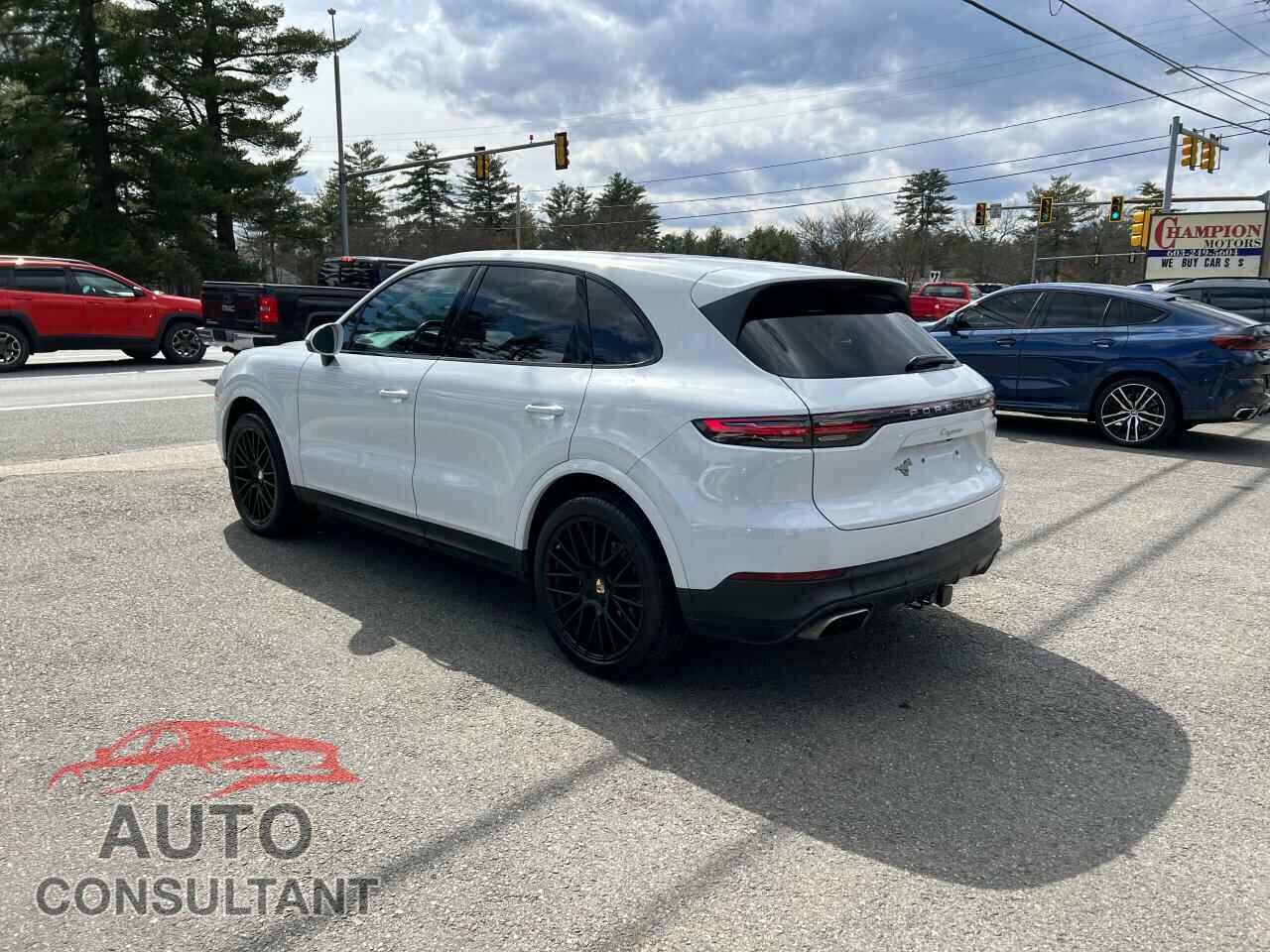 PORSCHE CAYENNE 2019 - WP1AA2AY7KDA07877