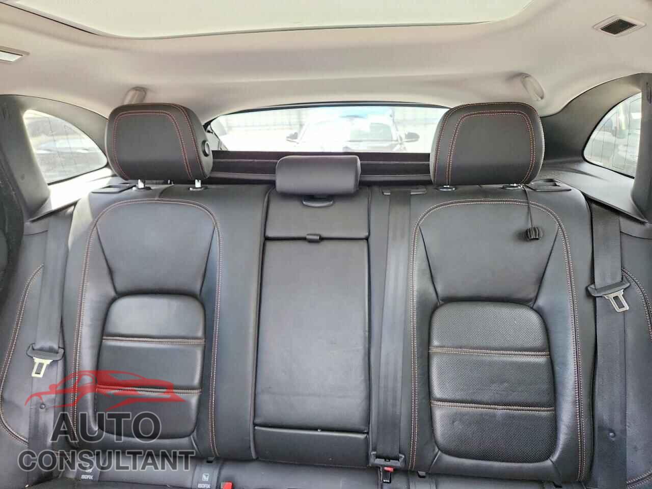 JAGUAR F-PACE 2017 - SADCK2BV1HA891728