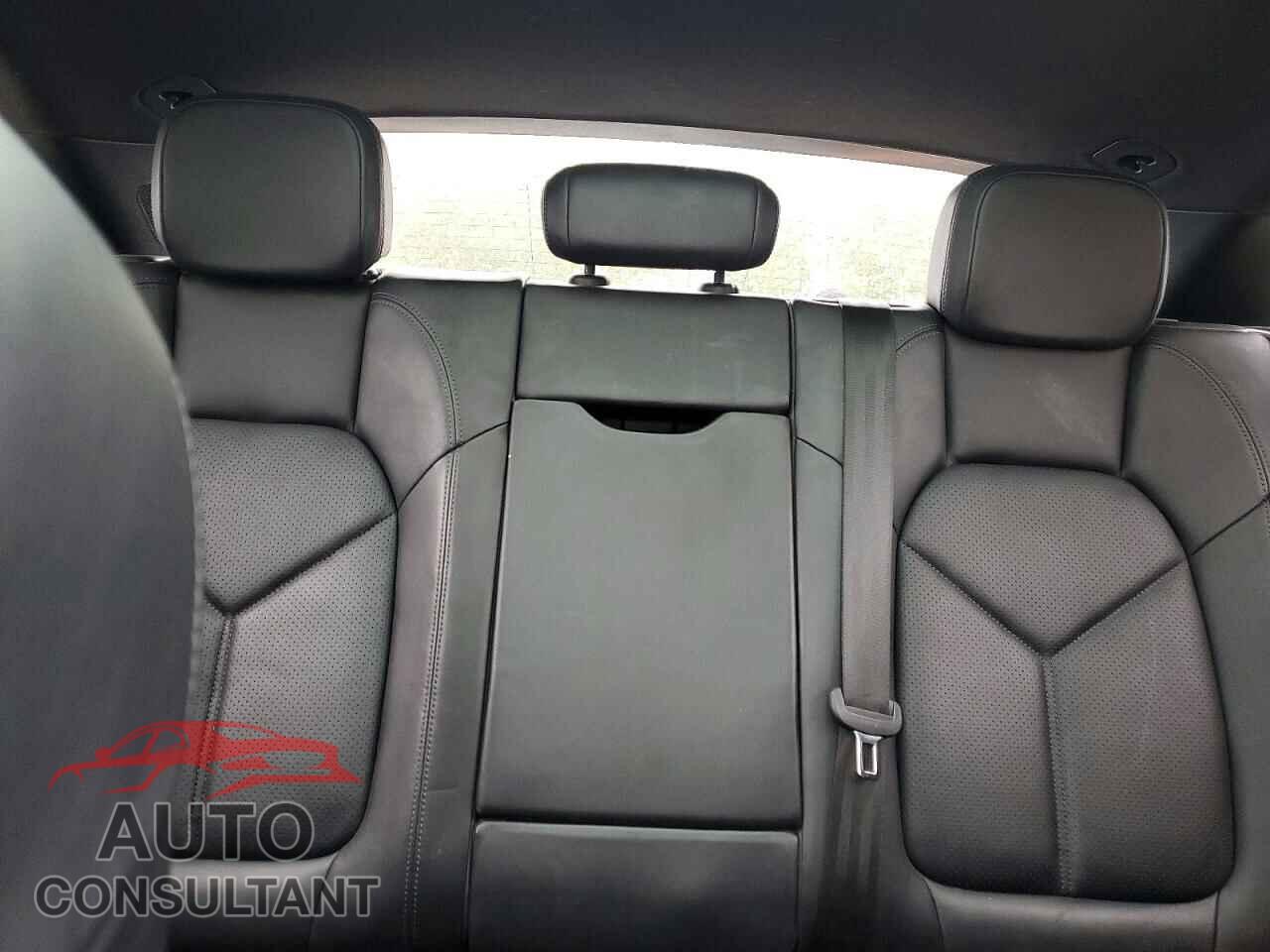 PORSCHE MACAN 2017 - WP1AA2A5XHLB02440