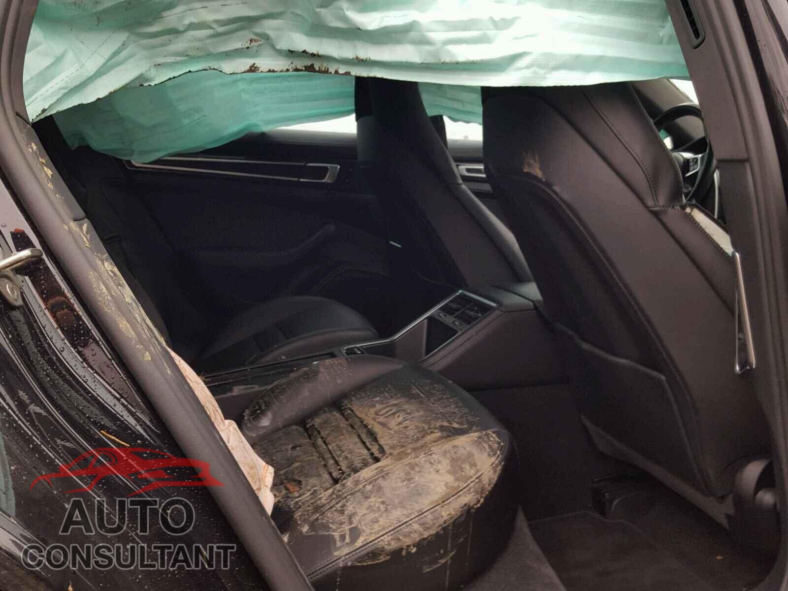 PORSCHE PANAMERA 2017 - WP0AB2A79HL121237