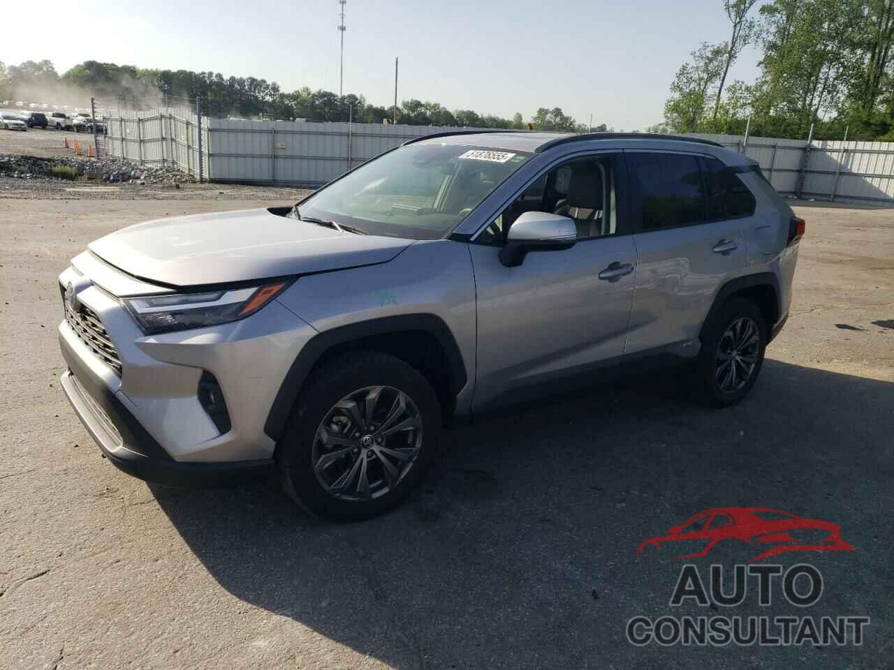 TOYOTA RAV4 2023 - JTMB6RFV4PD080274