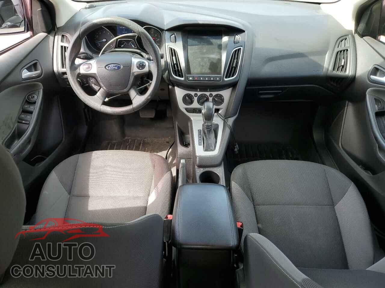 FORD FOCUS 2014 - 1FADP3F25EL102381