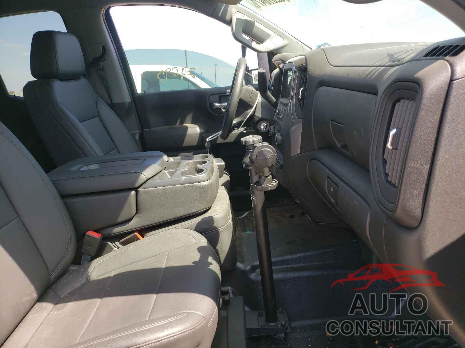 CHEVROLET SILVERADO 2021 - 1GCRWAEF2MZ163713