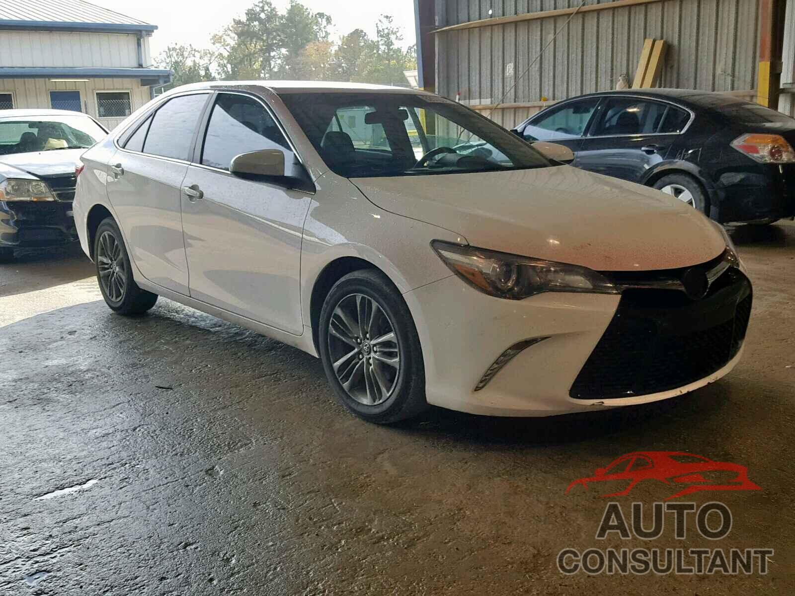 TOYOTA CAMRY 2016 - 4T1BF1FK0GU232408