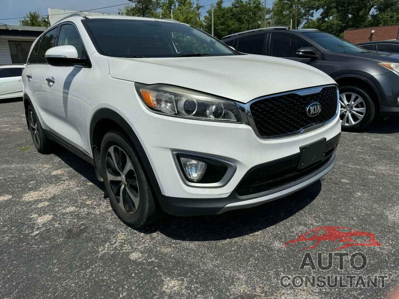 KIA SORENTO 2016 - 5XYPHDA57GG017519