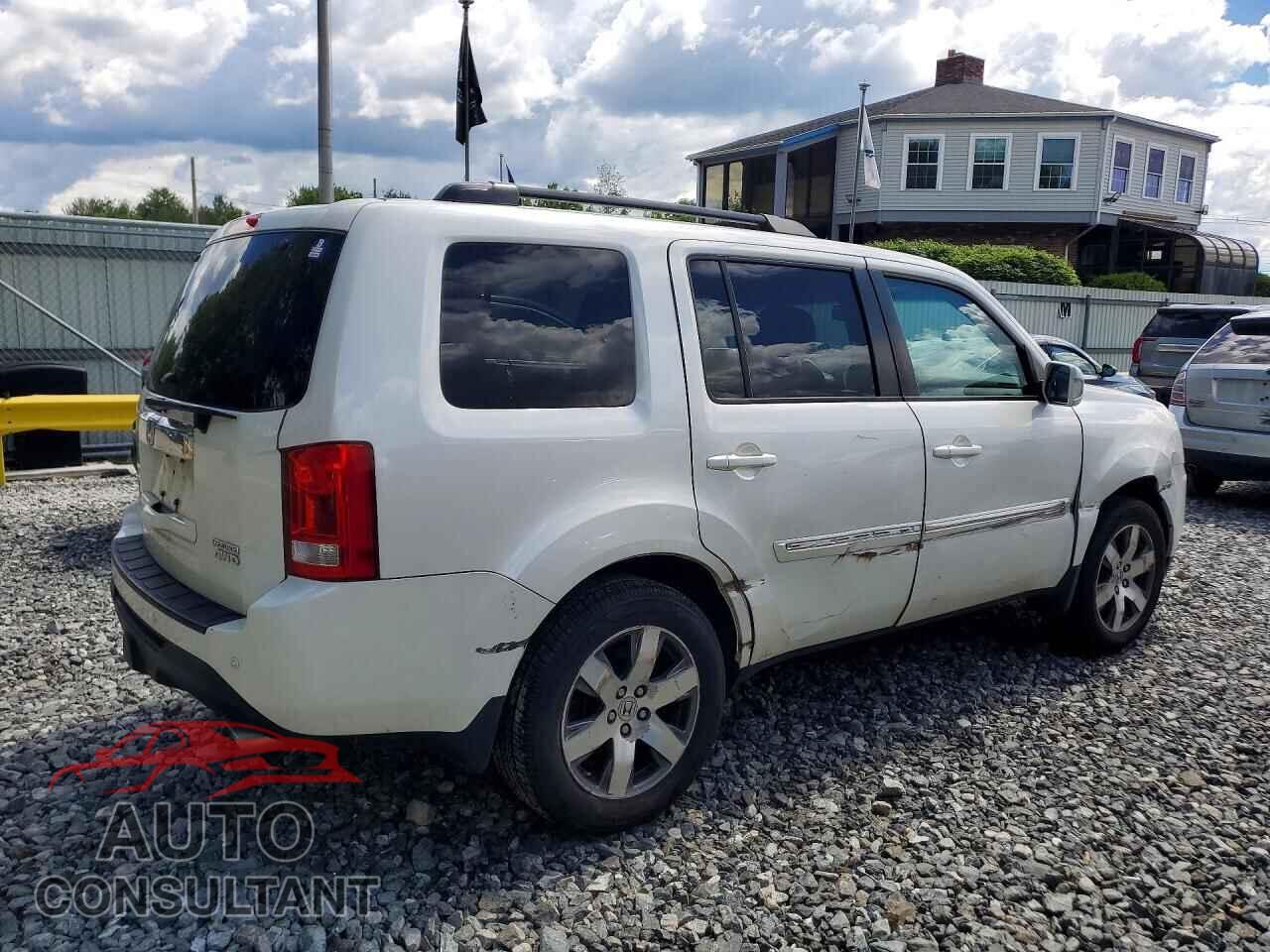 HONDA PILOT 2014 - 5FNYF4H96EB008561