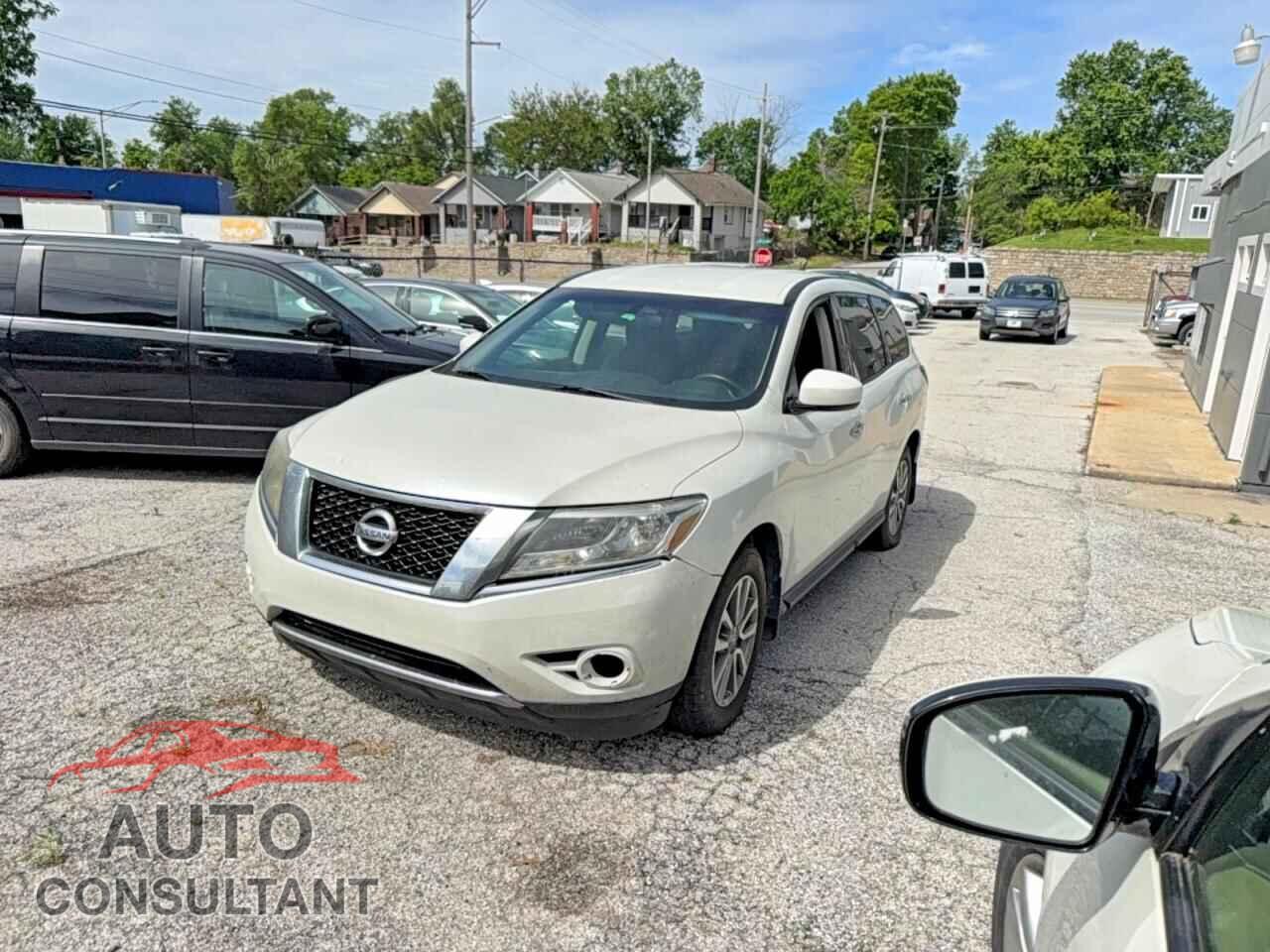 NISSAN PATHFINDER 2015 - 5N1AR2MN9FC628492