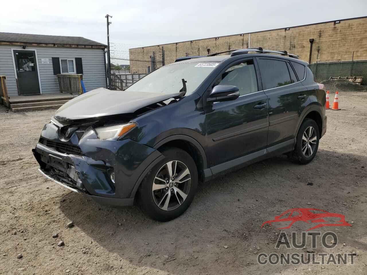 TOYOTA RAV4 2017 - JTMRFREV2HD217715