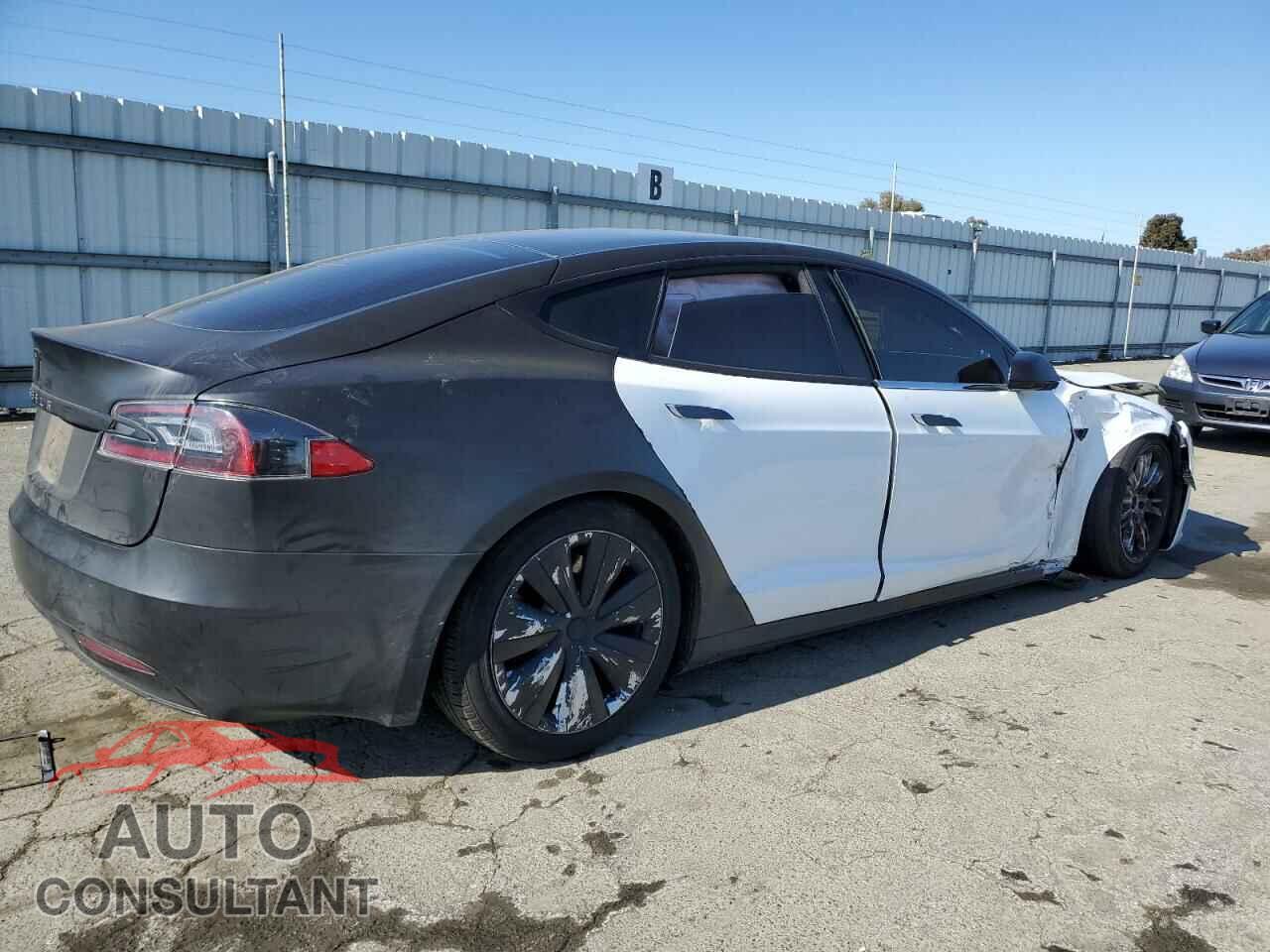 TESLA MODEL S 2021 - 5YJSA1E20MF424825