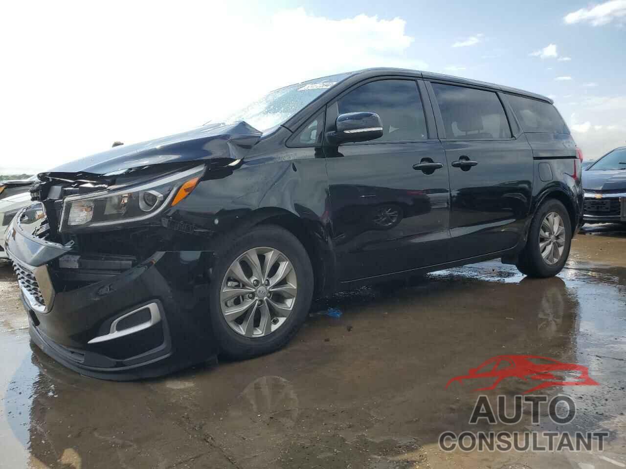 KIA All Models 2021 - KNDMB5C15M6670188