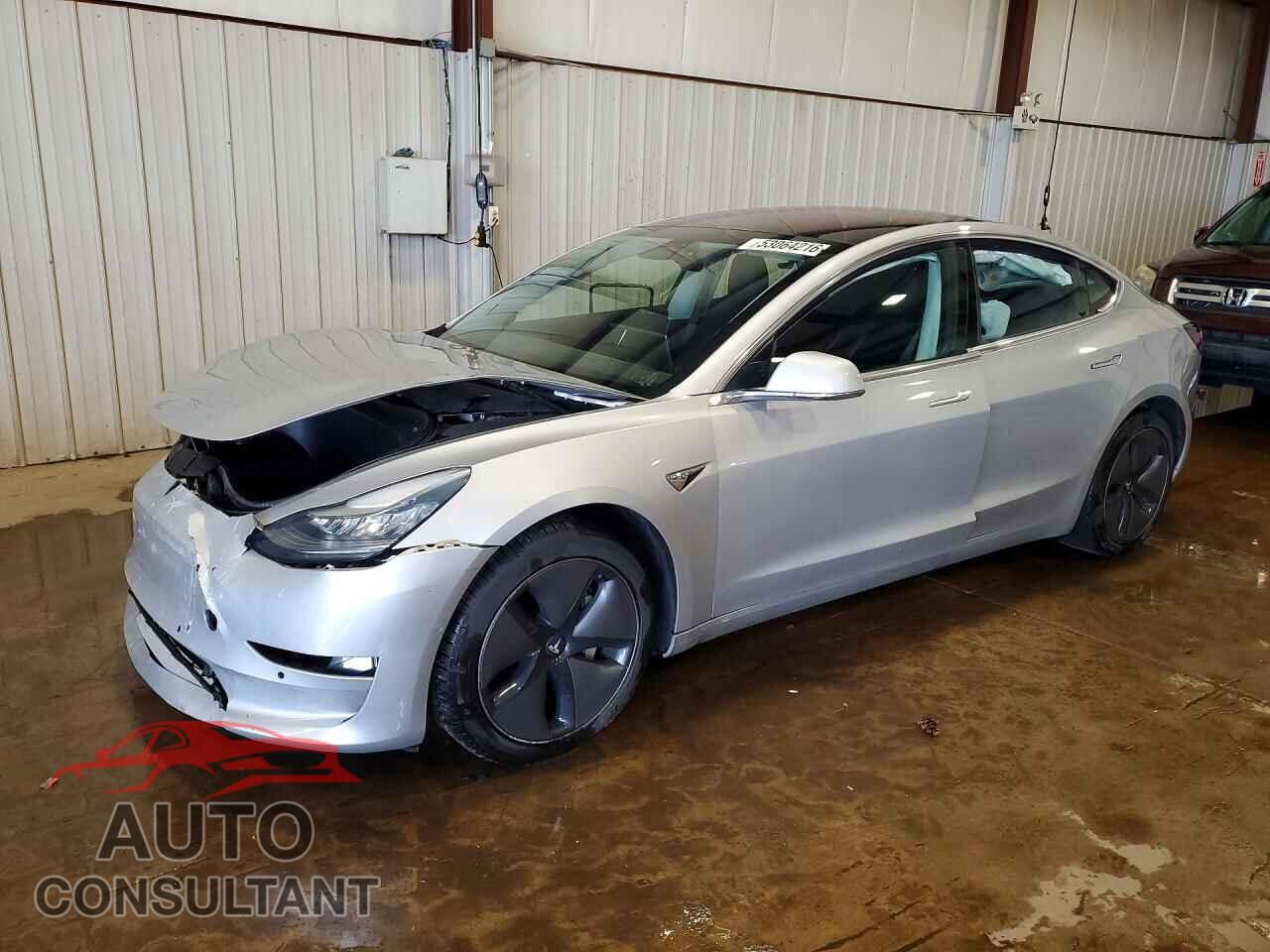TESLA MODEL 3 2018 - 5YJ3E1EB2JF091094