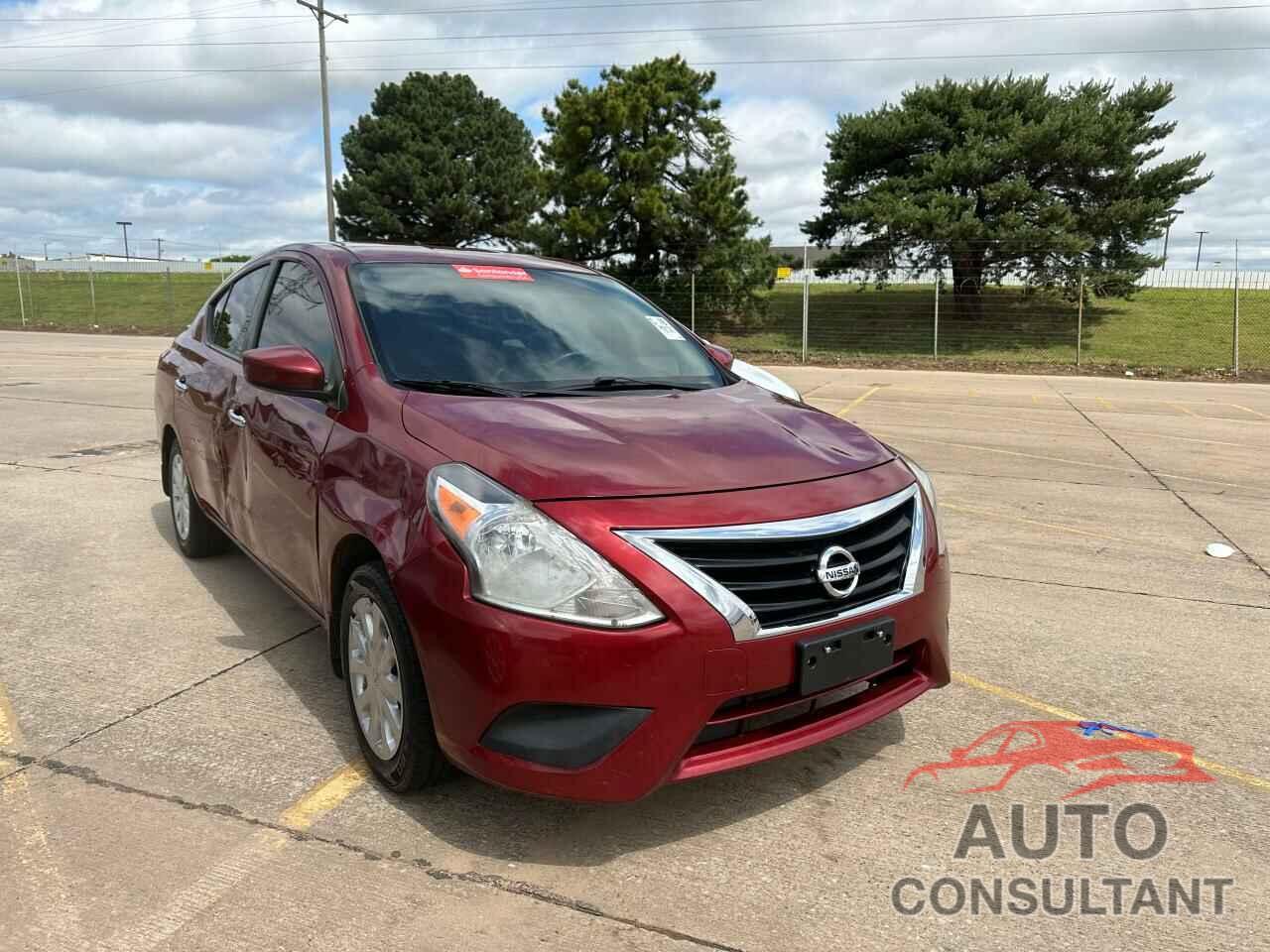 NISSAN VERSA 2017 - 3N1CN7AP2HL887377