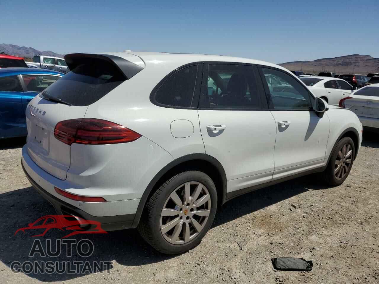 PORSCHE CAYENNE 2016 - WP1AA2A22GKA14086