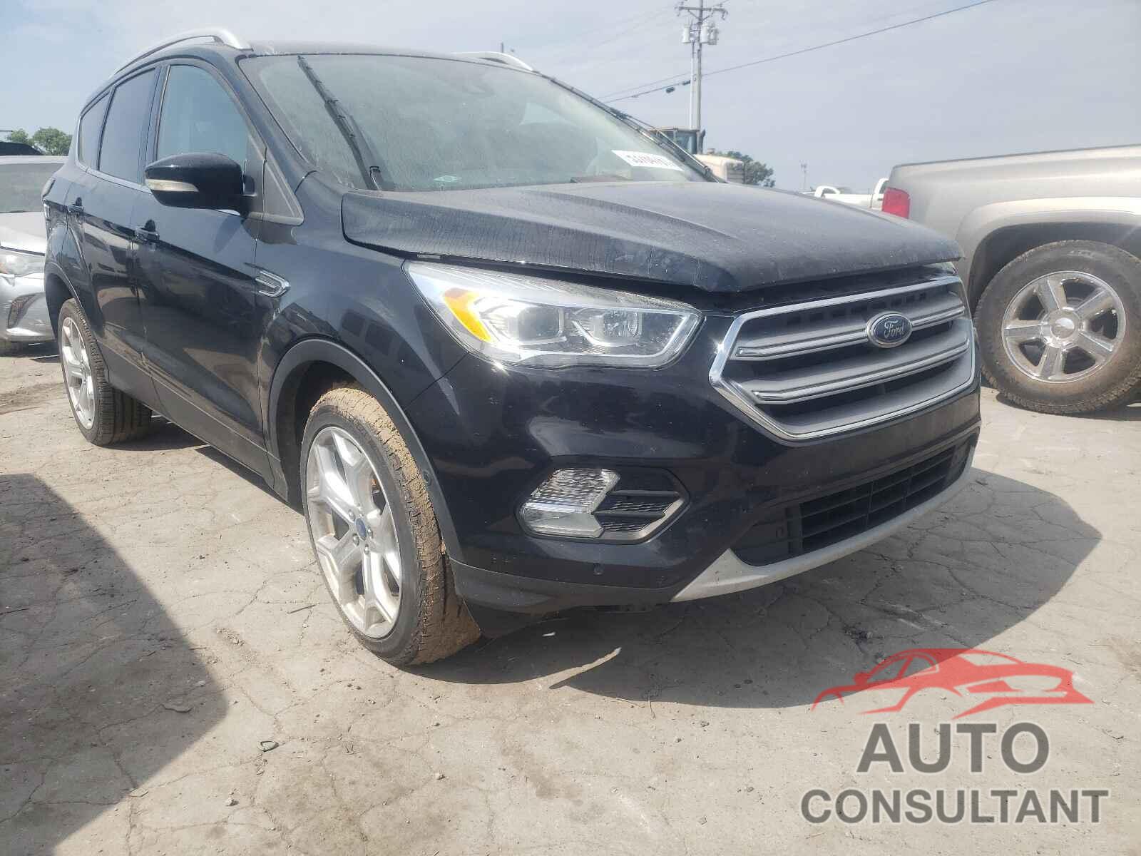 FORD ESCAPE 2017 - 1FMCU9J98HUC13202