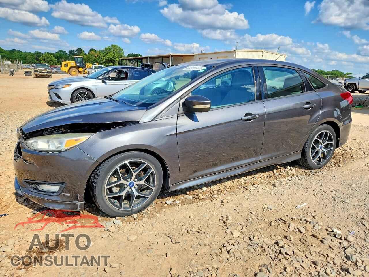 FORD FOCUS 2015 - 1FADP3F28FL285681