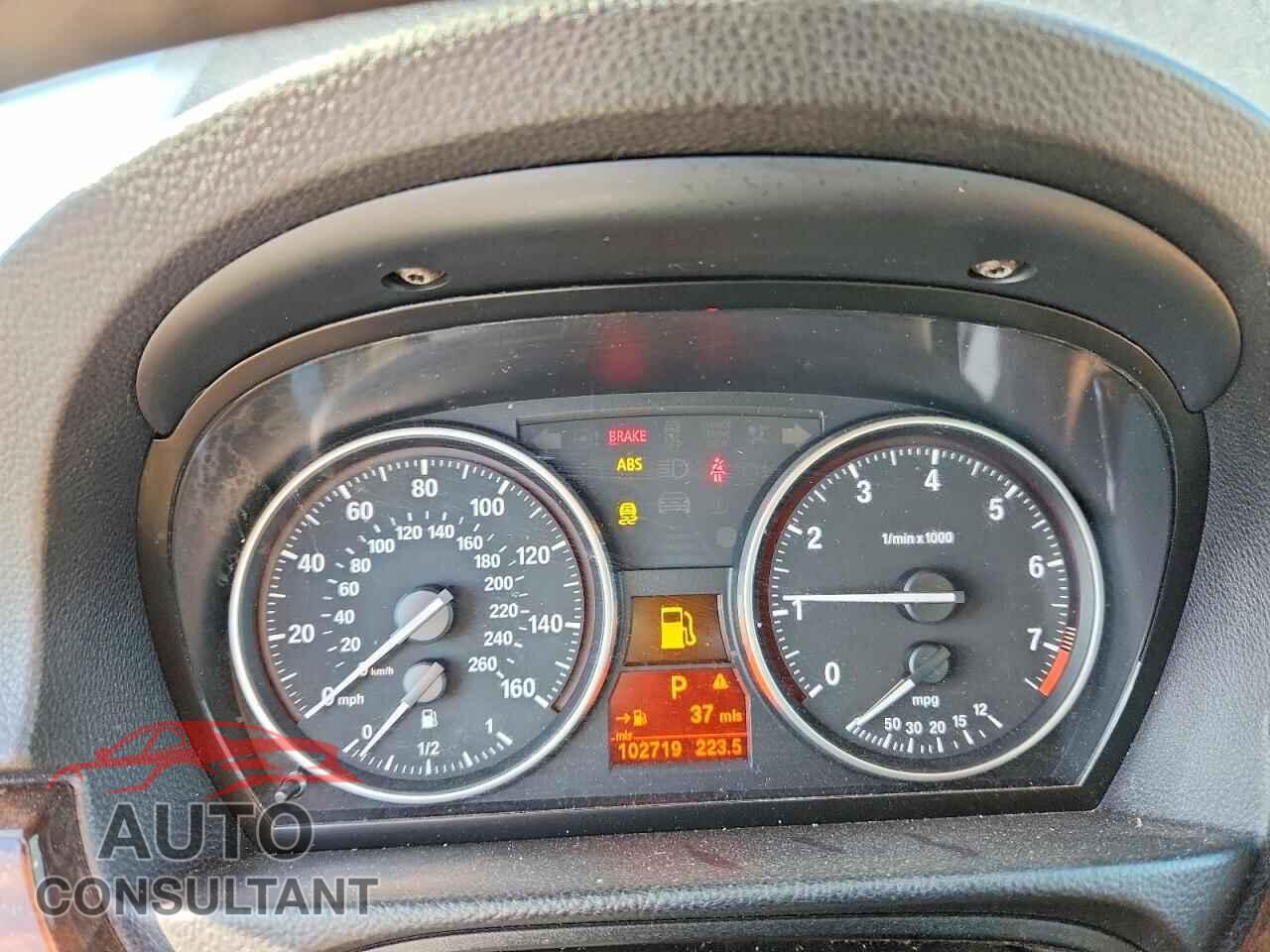 BMW 3 SERIES 2011 - WBAPH5C50BF093451