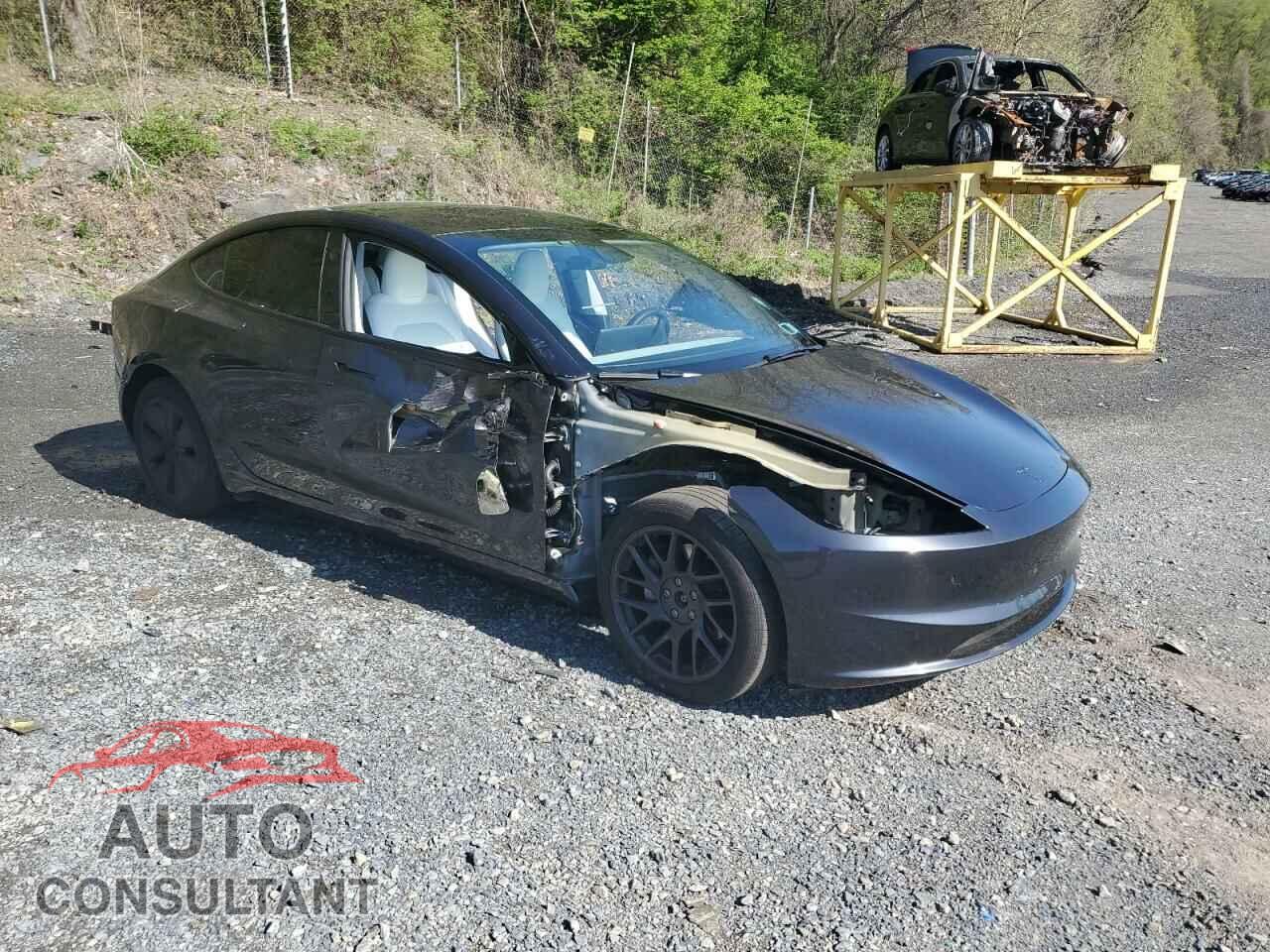 TESLA MODEL 3 2024 - 5YJ3E1EB8RF810957