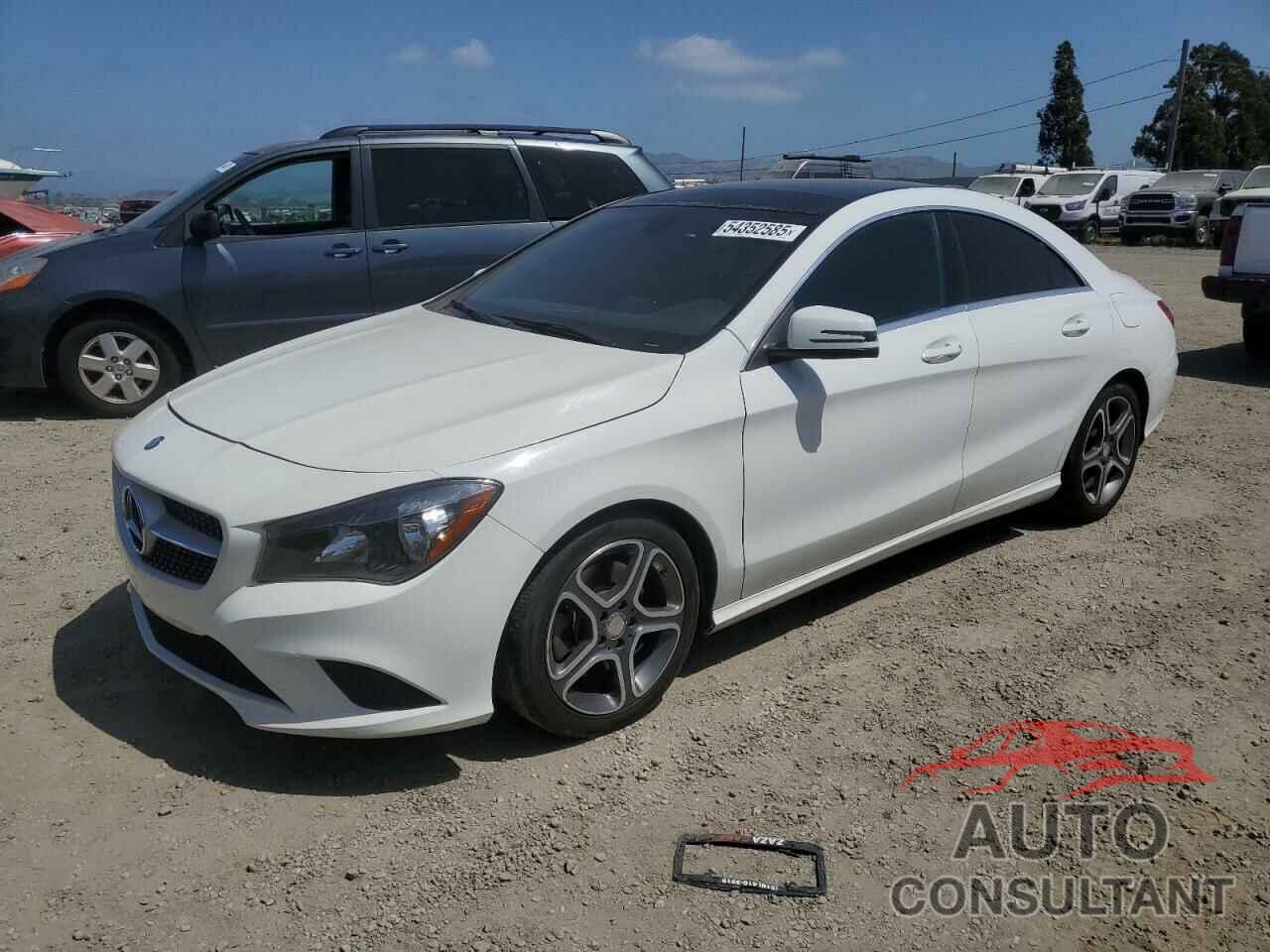 MERCEDES-BENZ CLA-CLASS 2014 - WDDSJ4EBXEN043882