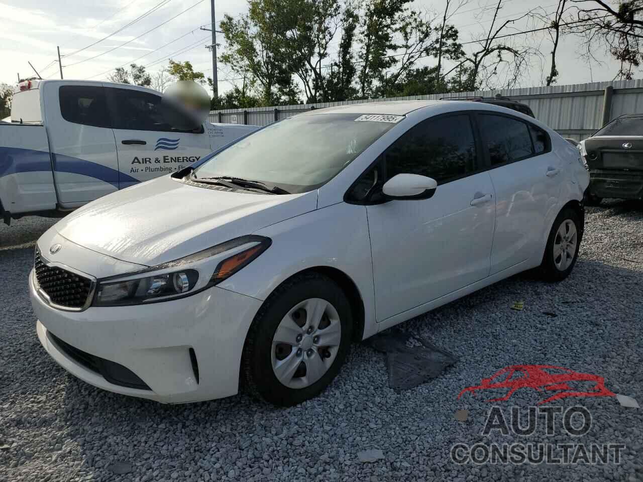 KIA FORTE 2018 - 3KPFL4A72JE202903