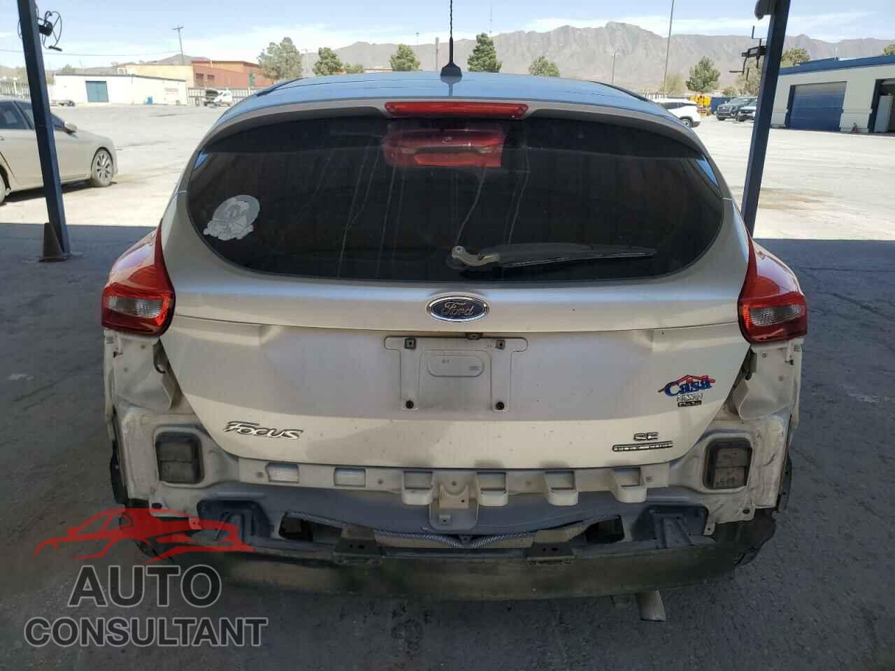 FORD FOCUS 2015 - 1FADP3K23FL270768
