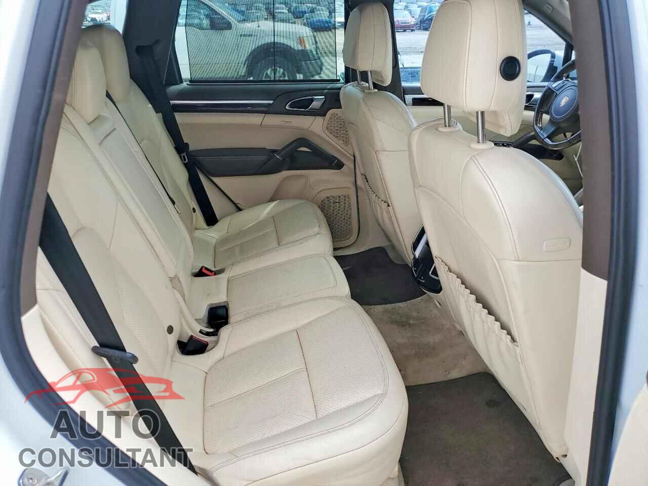 PORSCHE CAYENNE 2013 - WP1AA2A26DLA00021