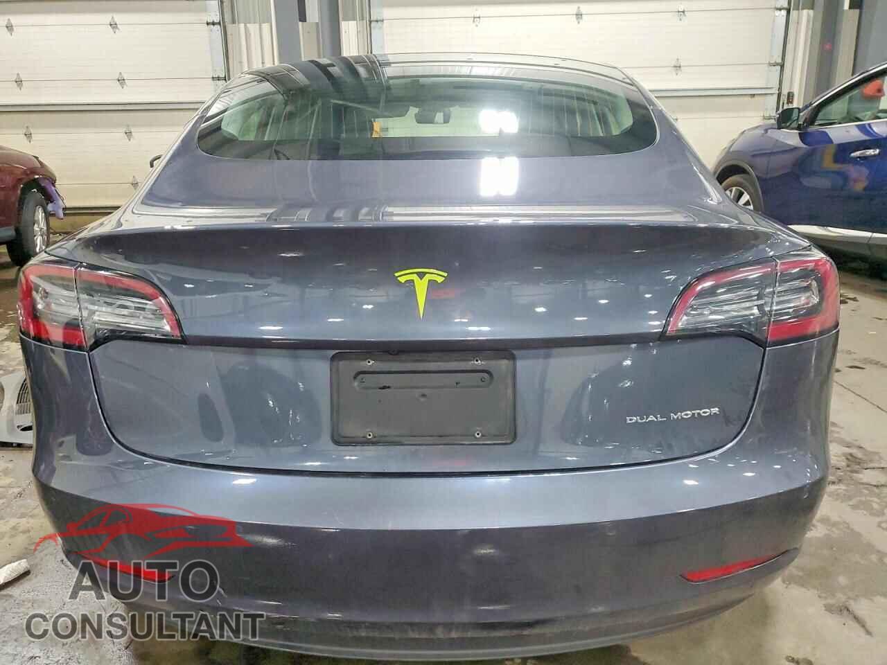 TESLA MODEL 3 2020 - 5YJ3E1EB5LF710919