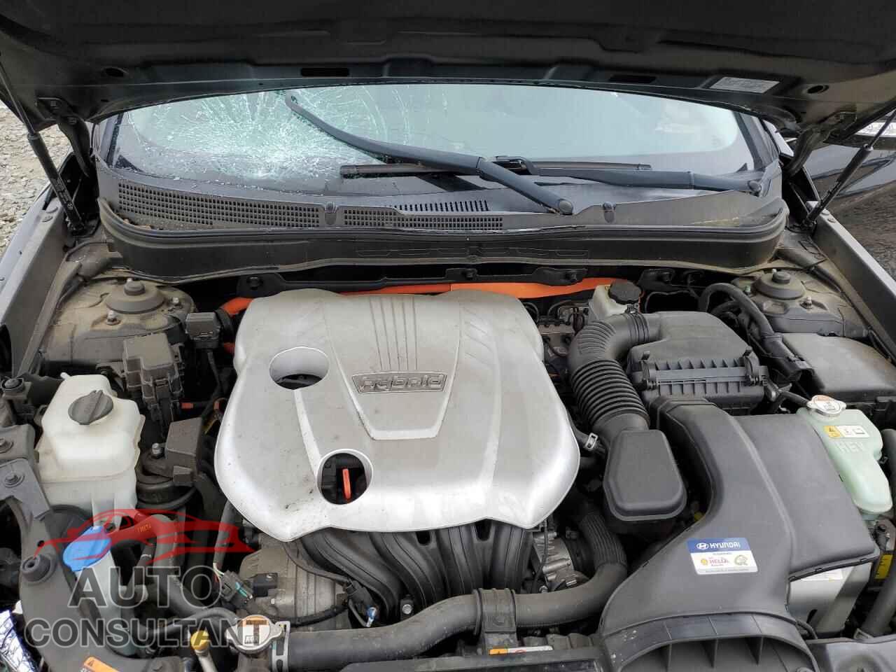 HYUNDAI SONATA 2015 - KMHEC4A43FA137700