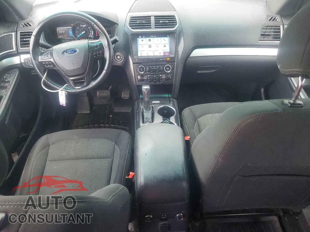 FORD EXPLORER 2017 - 1FM5K8D81HGB26543