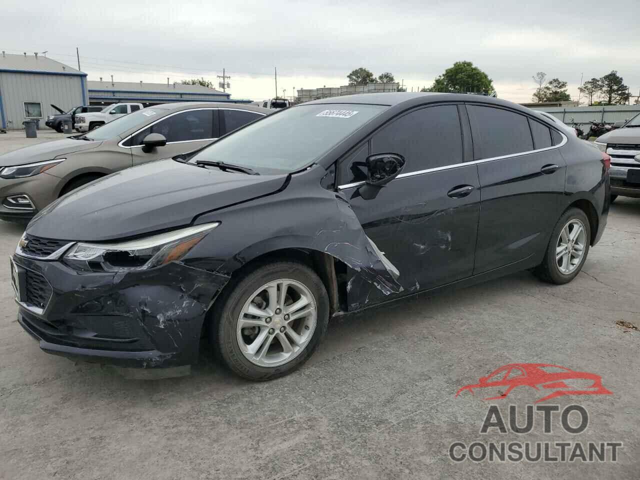 CHEVROLET CRUZE 2018 - 1G1BE5SM1J7235242