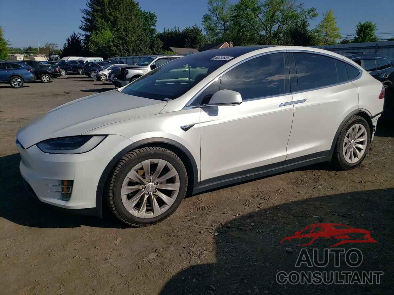 TESLA MODEL X 2020 - 5YJXCDE22LF223136