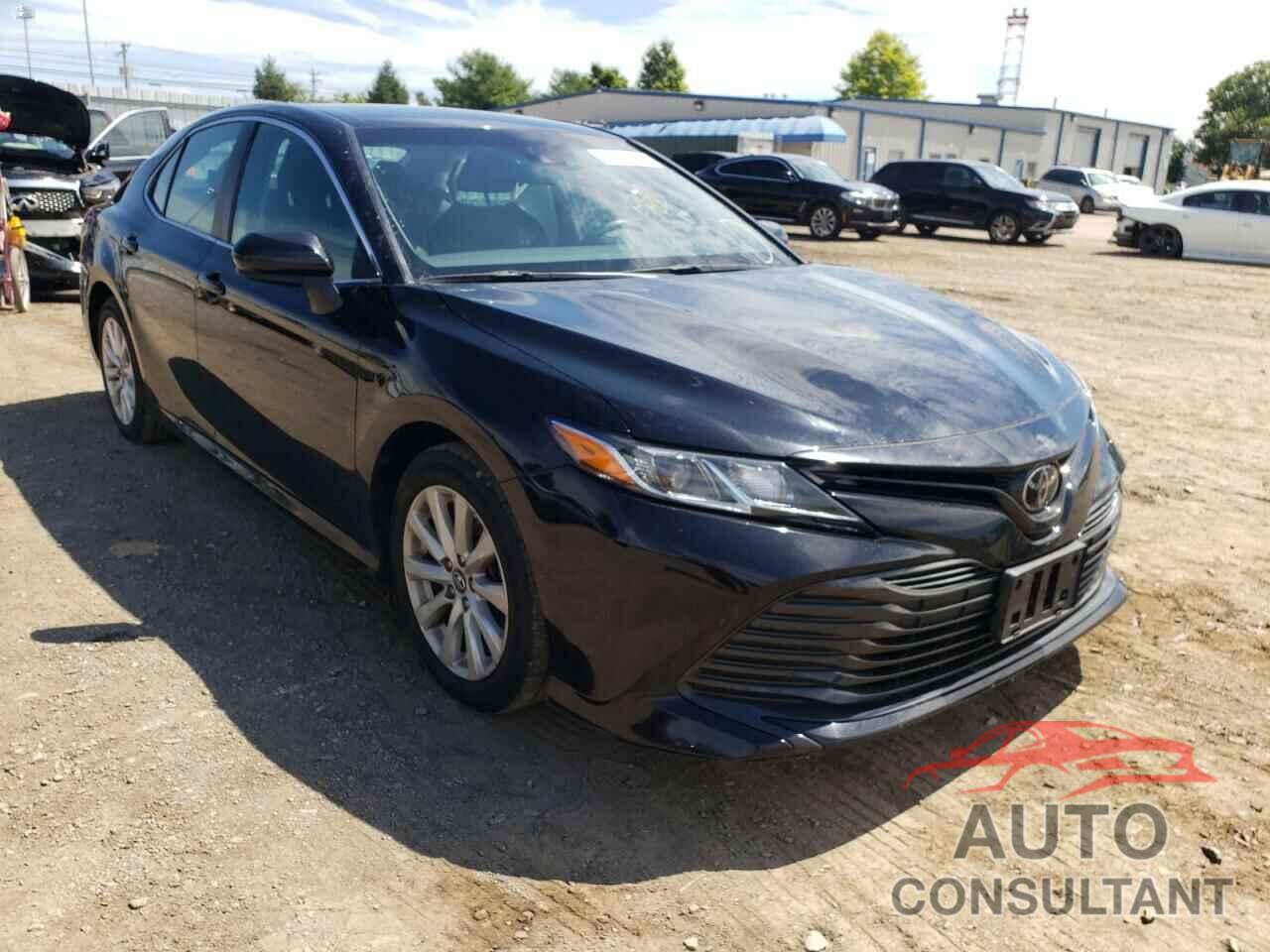 TOYOTA CAMRY 2018 - 4T1B11HK5JU616946