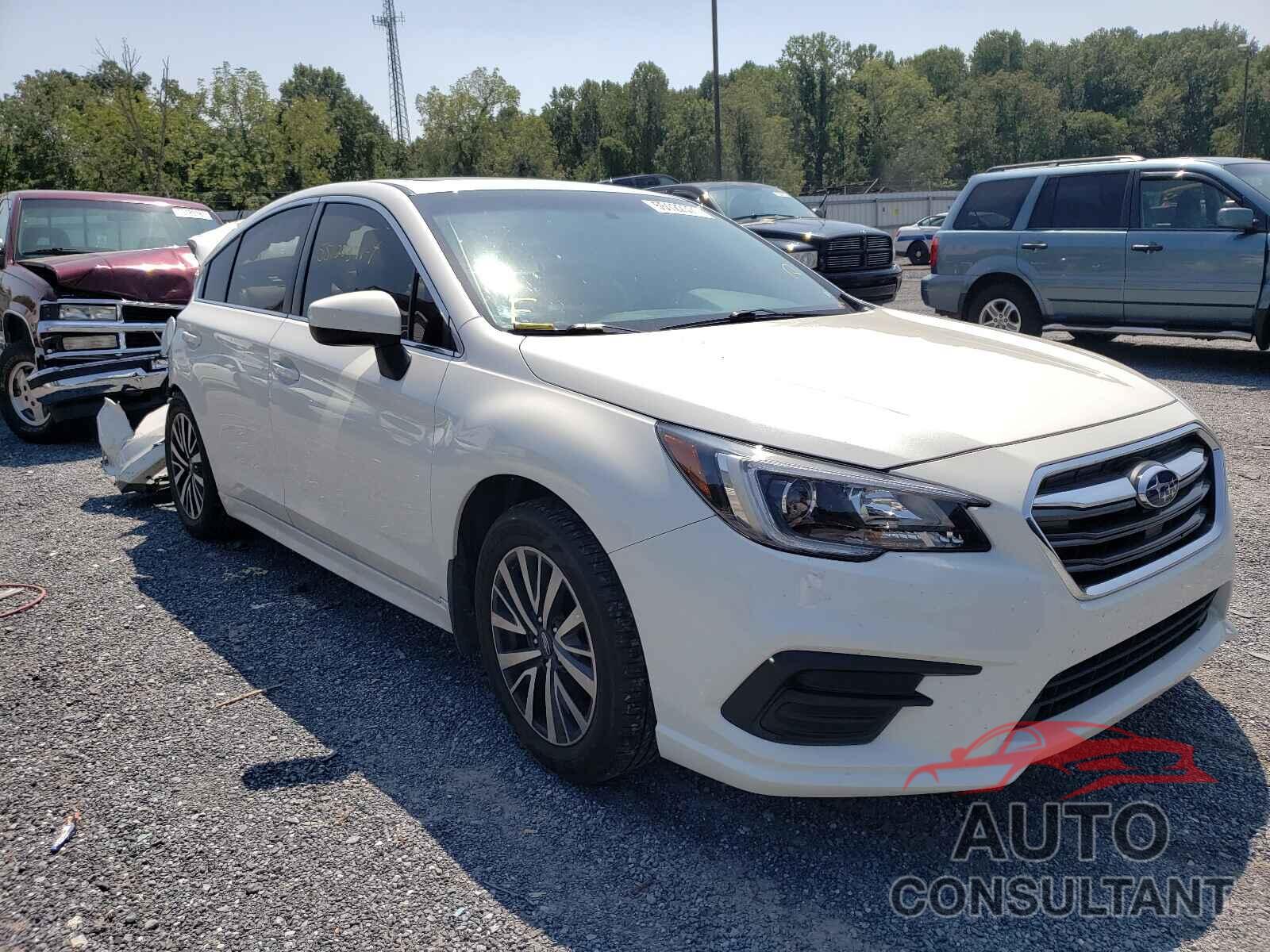 SUBARU LEGACY 2018 - 4S3BNAD64J3020864