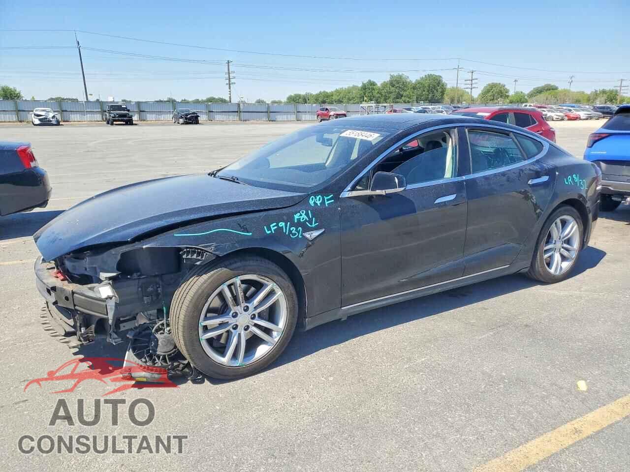 TESLA MODEL S 2014 - 5YJSA1H12EFP35855