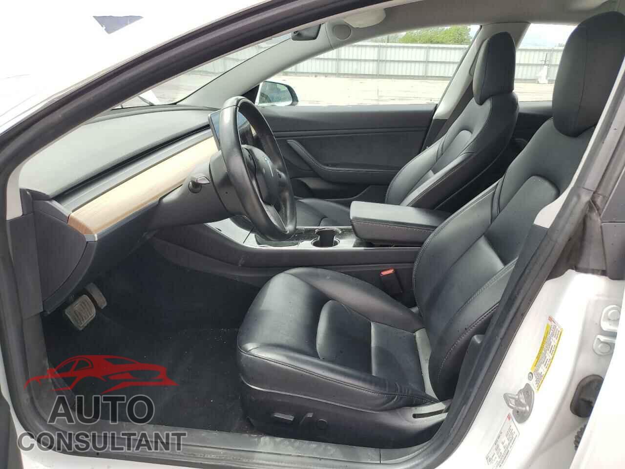 TESLA MODEL 3 2018 - 5YJ3E1EB9JF088855