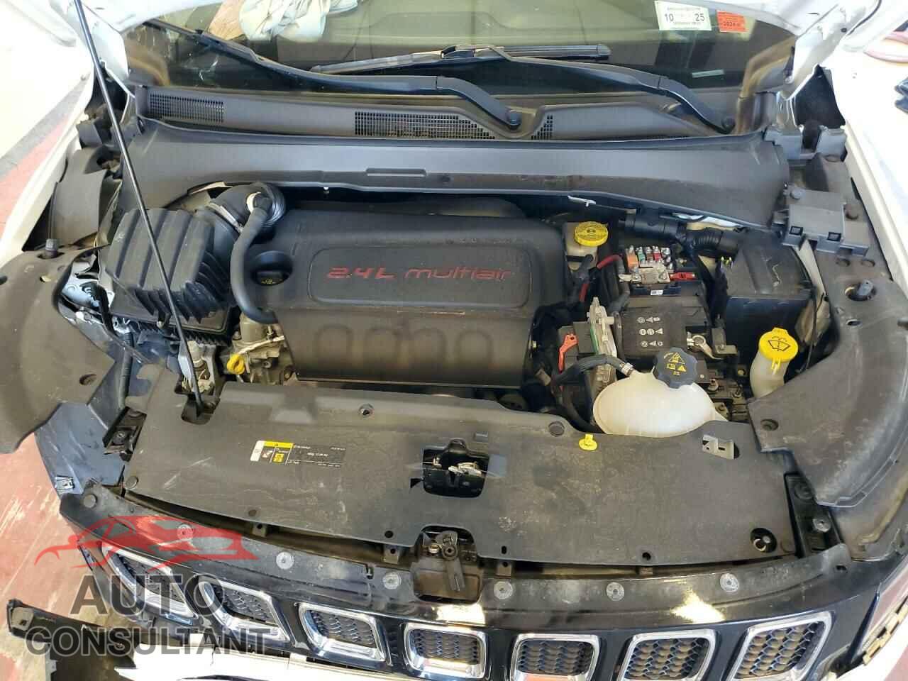 JEEP COMPASS 2018 - 3C4NJDBB3JT283331