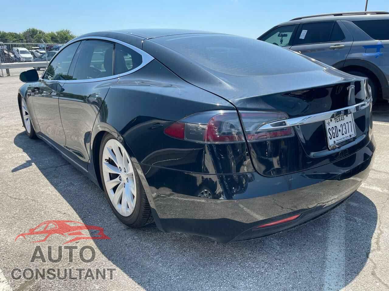 TESLA MODEL S 2018 - 5YJSA1E20JF261511