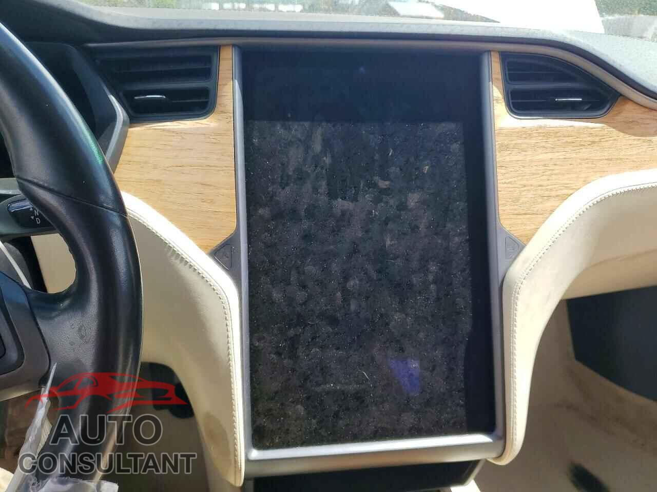 TESLA MODEL S 2018 - 5YJSA1E24JF287867
