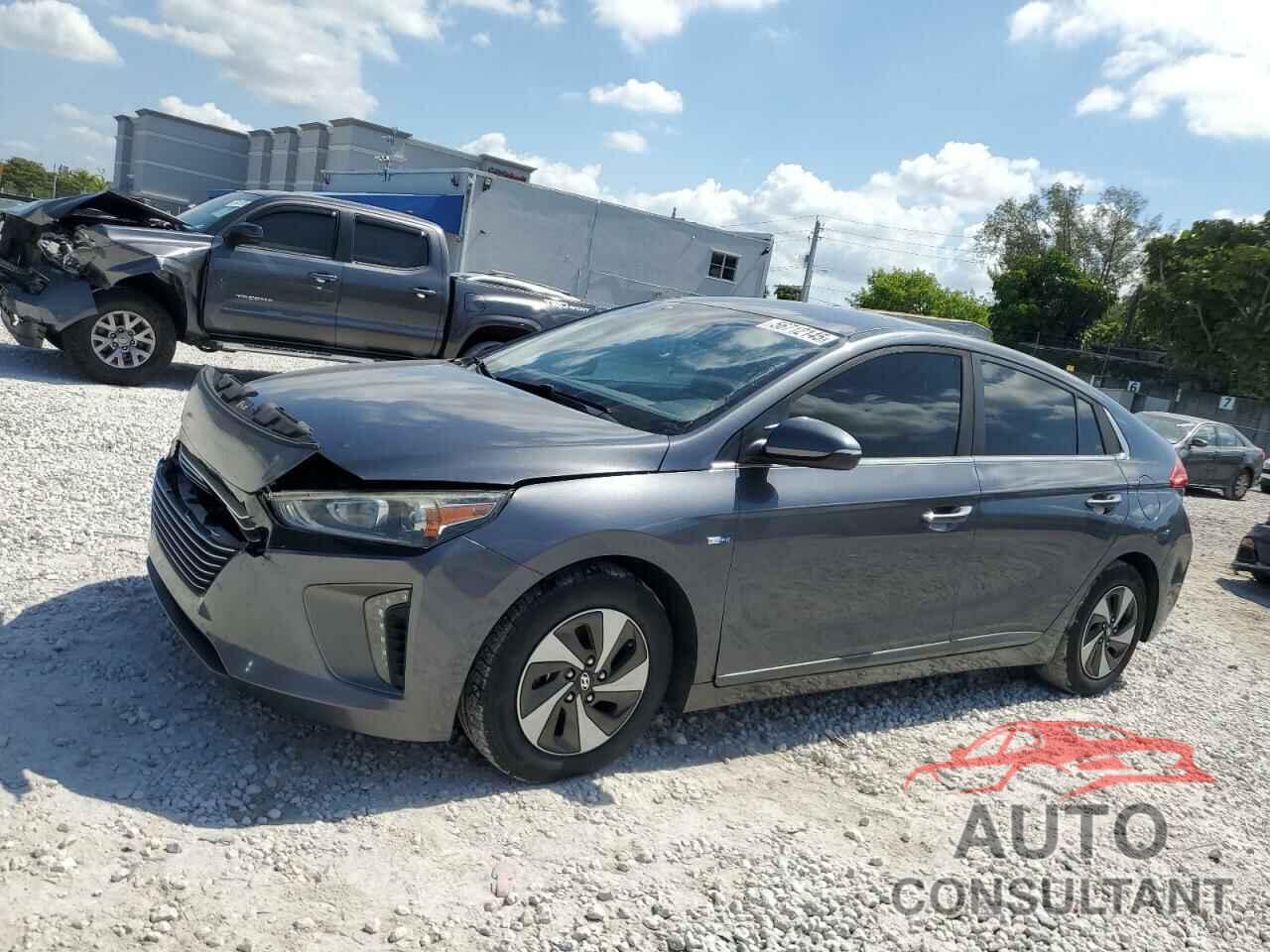 HYUNDAI IONIQ 2017 - KMHC75LC6HU045746