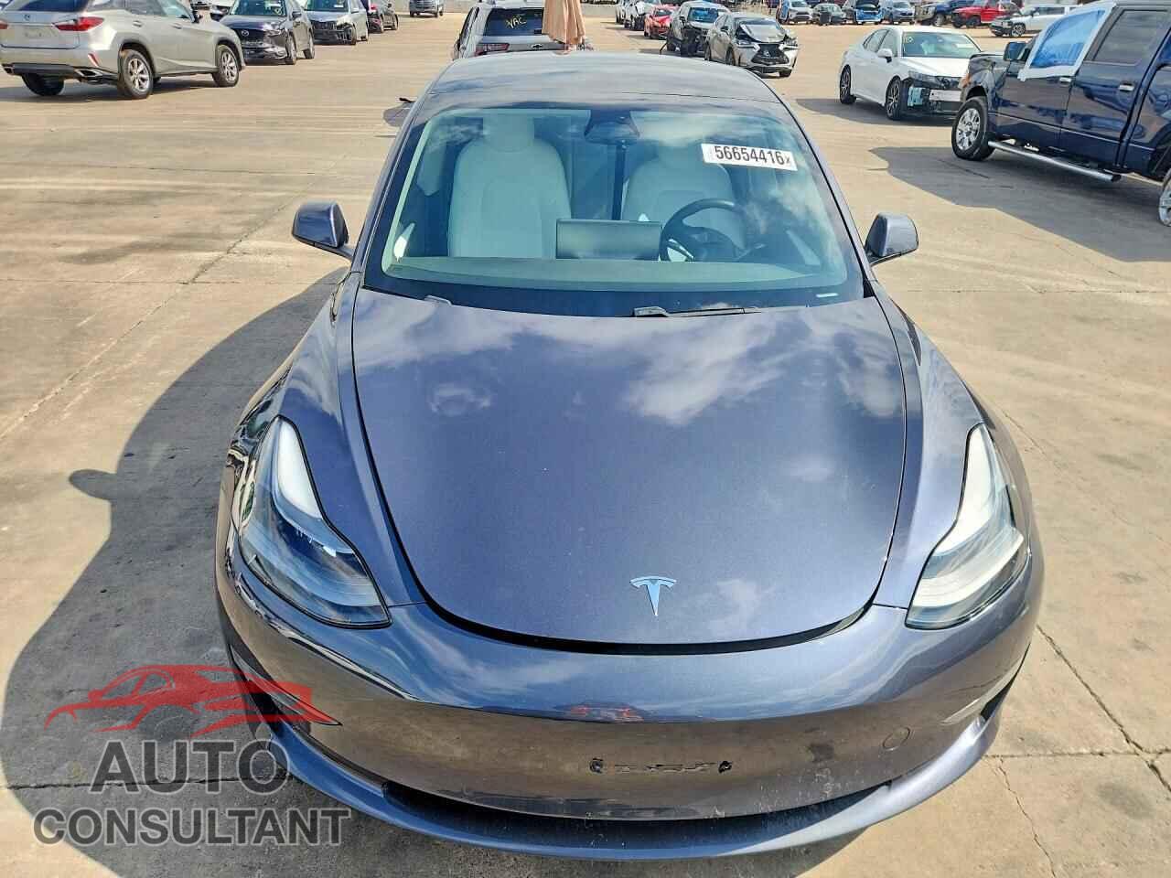 TESLA MODEL 3 2021 - 5YJ3E1EA2MF084545